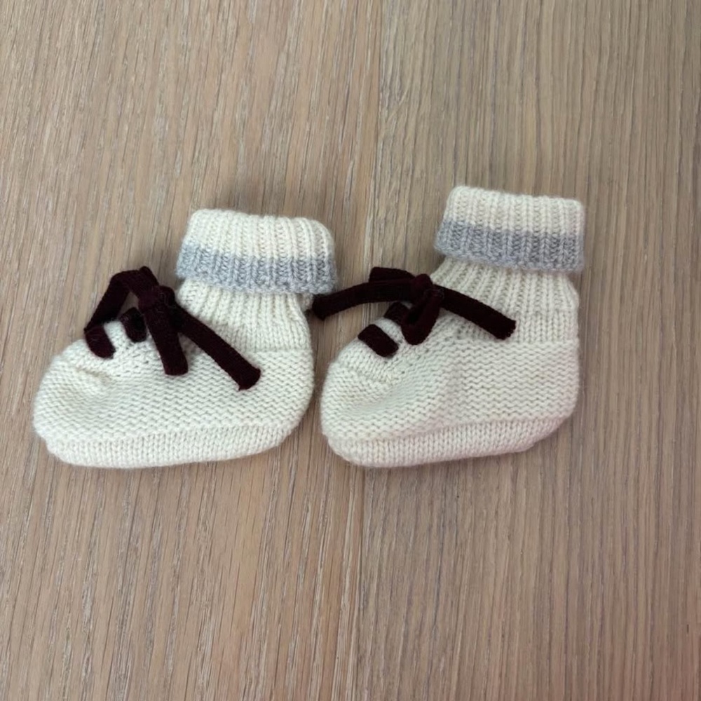 Cashmere Malo Hat and Booties